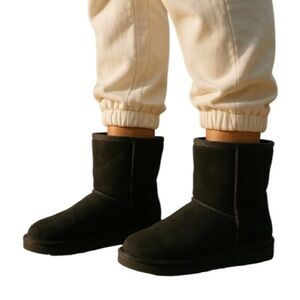 KOOLABURRA by Ugg Black Suede Short Boots Genuine Suede Sherpa Pull-on Size 10